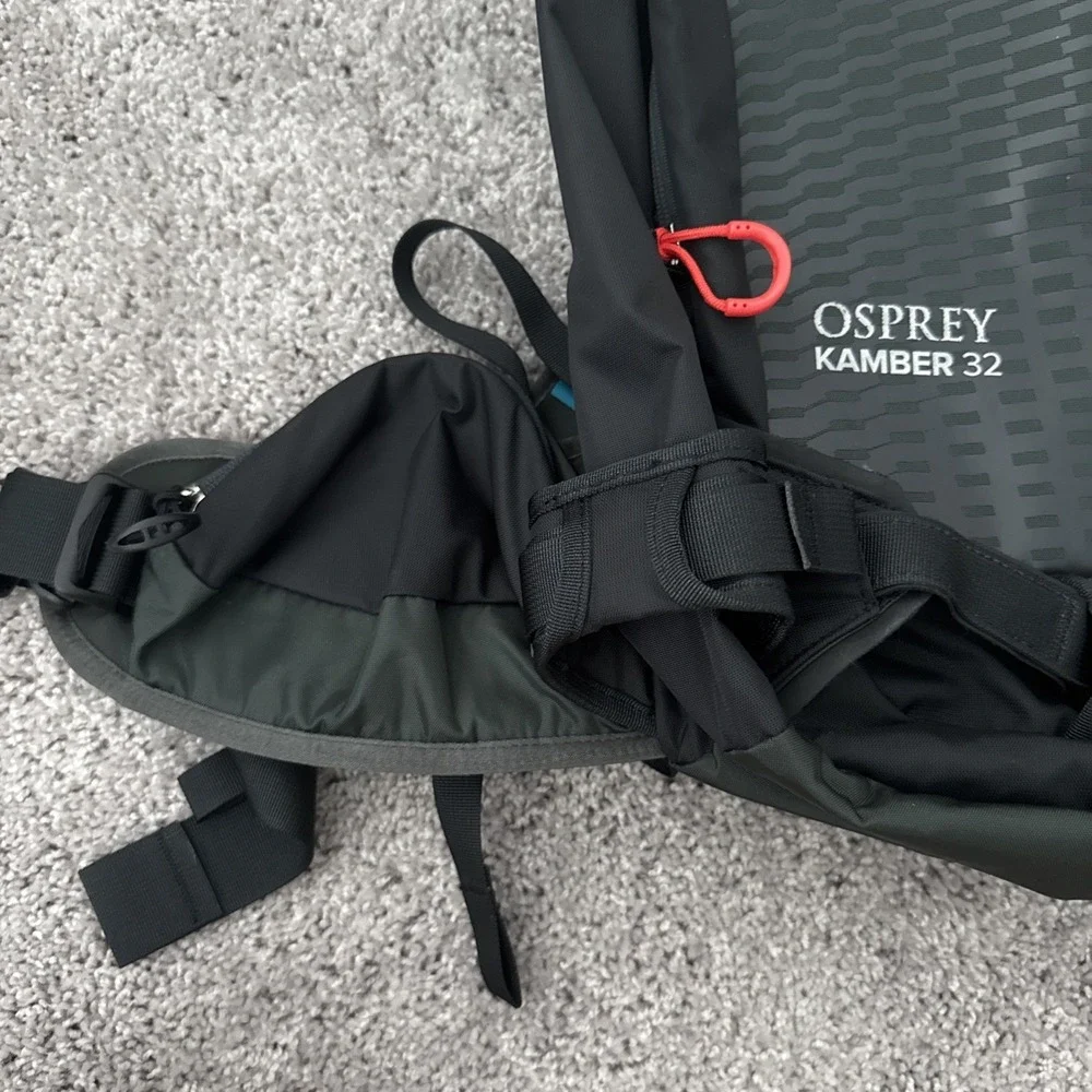Osprey Kamber 32L  Ski Backpack w/Hip Belt, Adjustable Straps, 4 Pockets GREAT - Picture 4 of 5